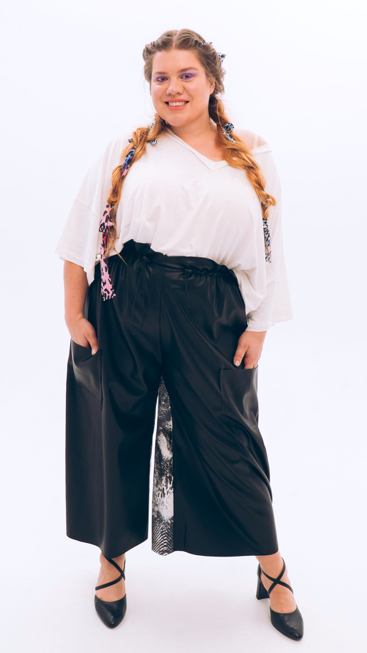 Contrast front/back trousers