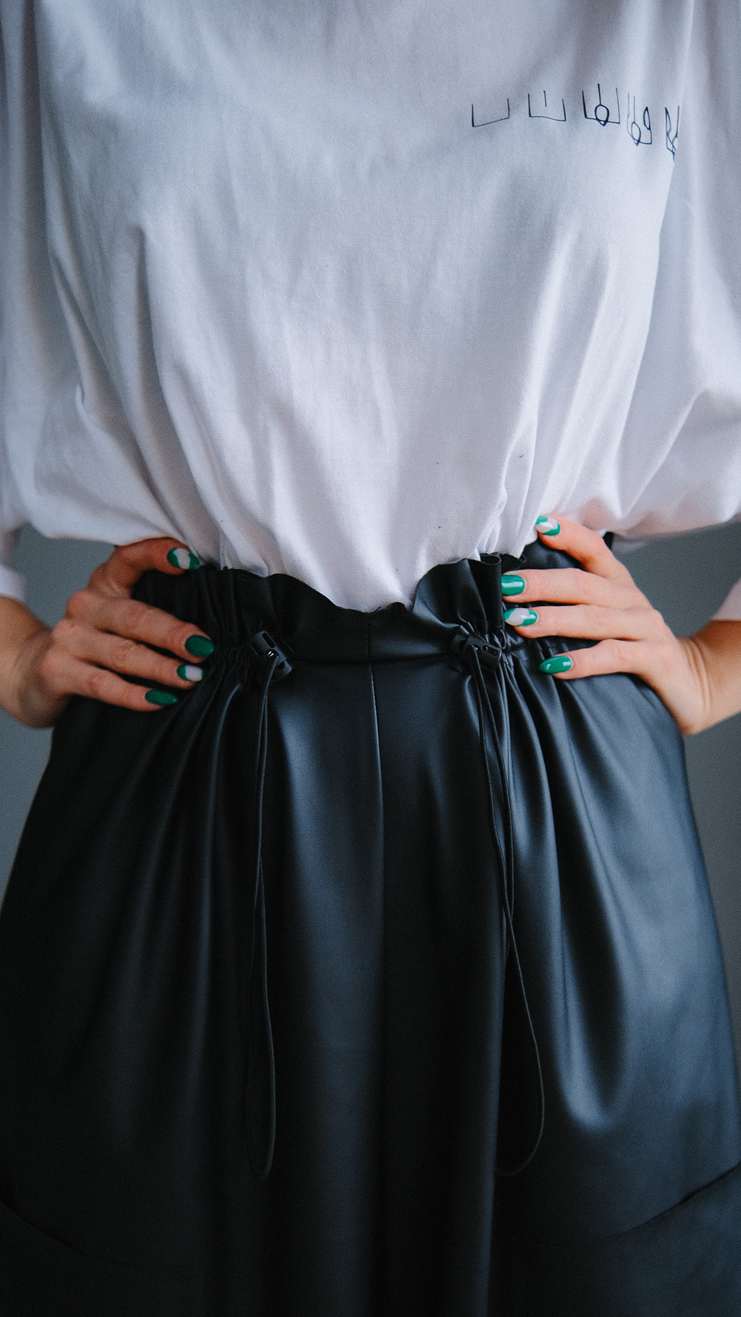 Contrast front / back palazzo pants