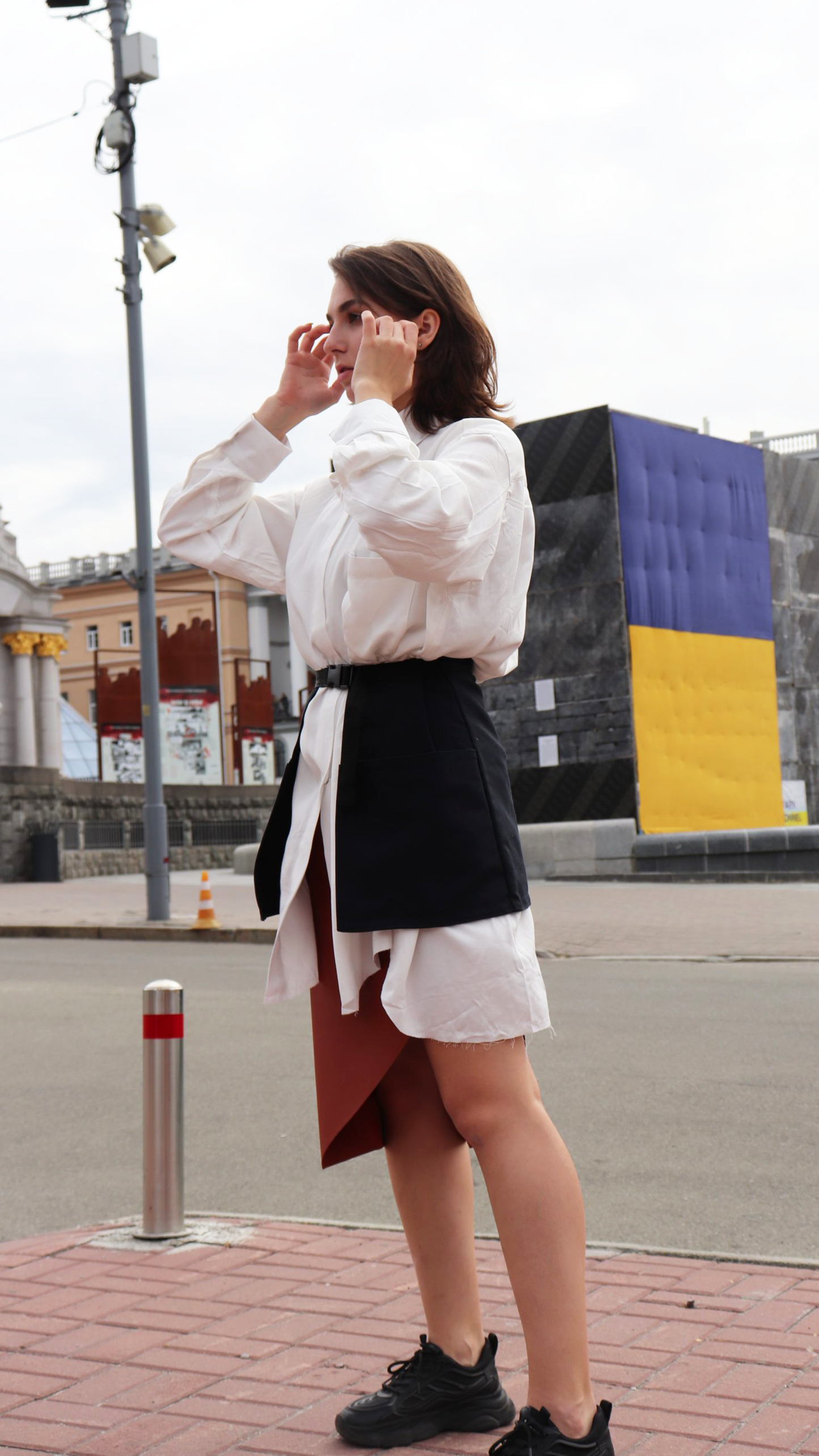 Pockets peplum with belt