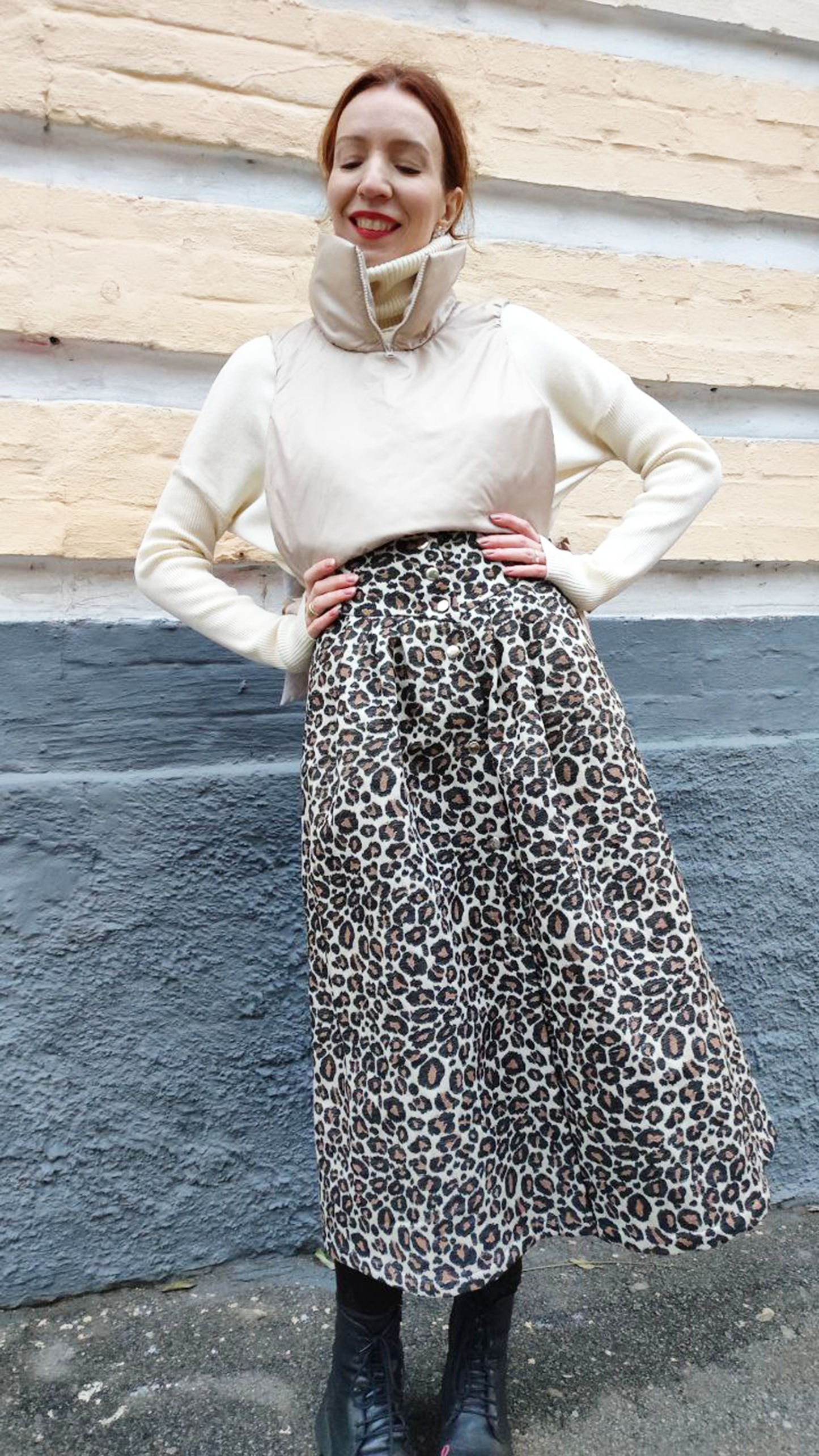 Button front pleated skirt