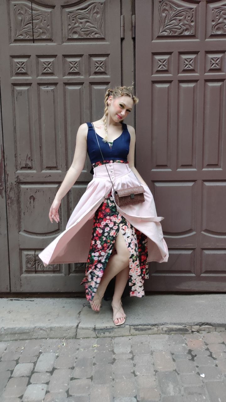 Button front pleated skirt