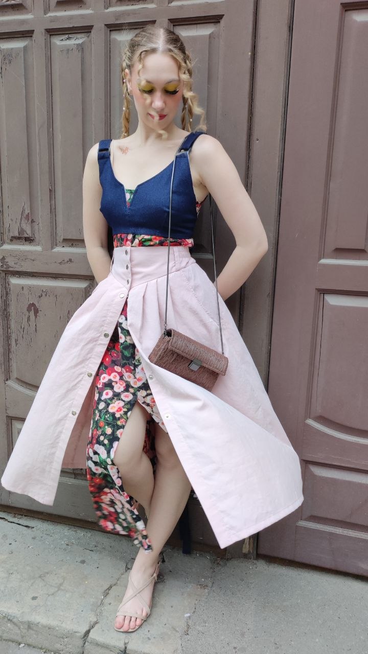 Button front pleated skirt